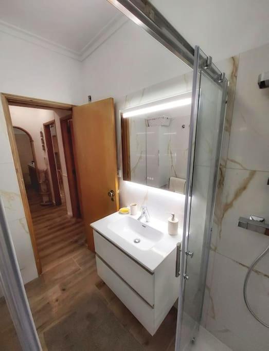 Cozy Apartment Near The Beach In Costa De Caparica Экстерьер фото